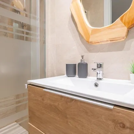 Pineapple Apartment